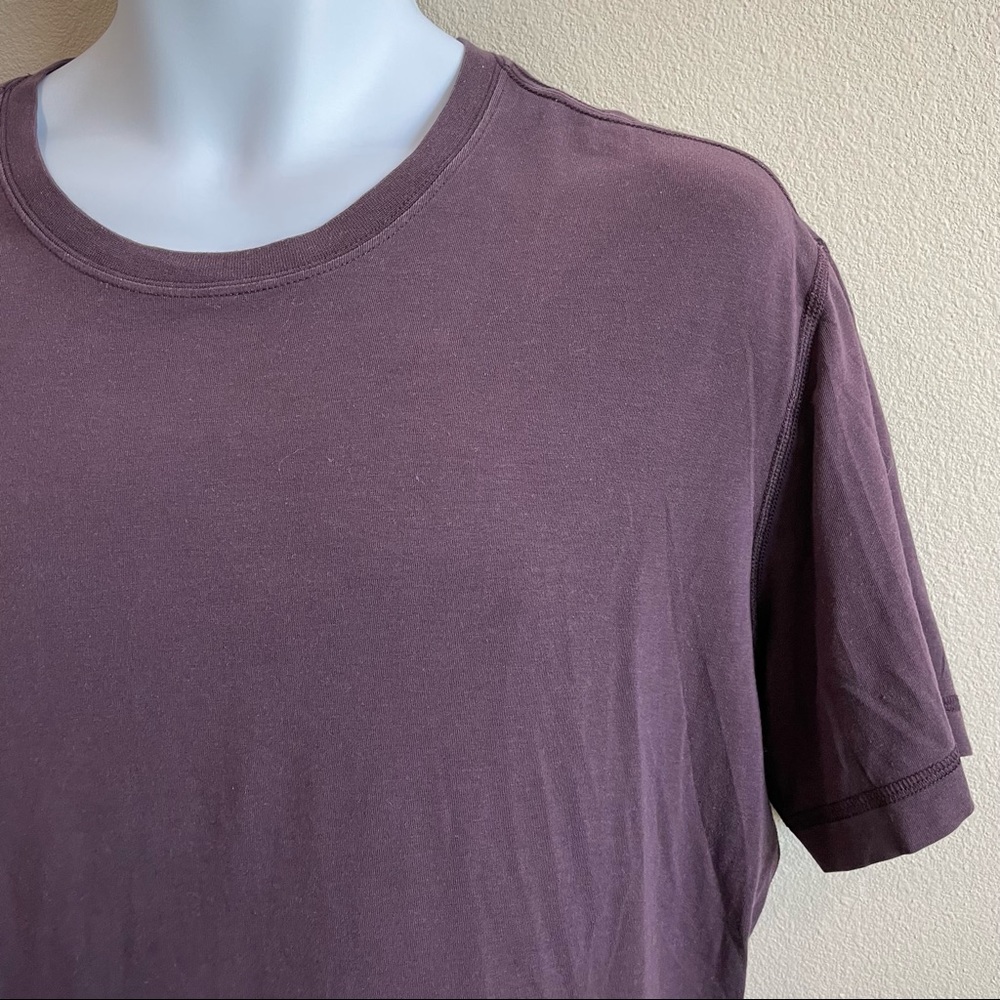 Lululemon Men’s Tee L EUC - Picture 3 of 5